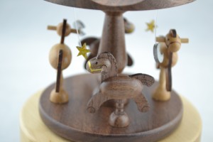 қуттии мусиқии шодмонӣ Woodenmerry рафта даври асп барои фурӯш қуттии мусиқӣ