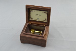 Caja de música cuadrada de madera con caja de música dorada, caja de música para recuerdos de boda