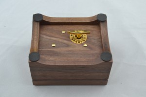 Square wooden music box with golden music box wedding favors music box