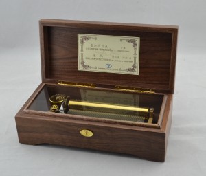 Caixa de música de madeira rectangular de 78 notas Yunsheng Caixa de xoias musicais (Y78MY7)