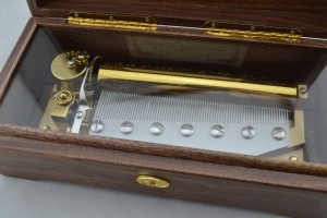 Rectangle Yunsheng 78 nota nga kahoy nga Music Box musical jewellery box (Y78MY7)