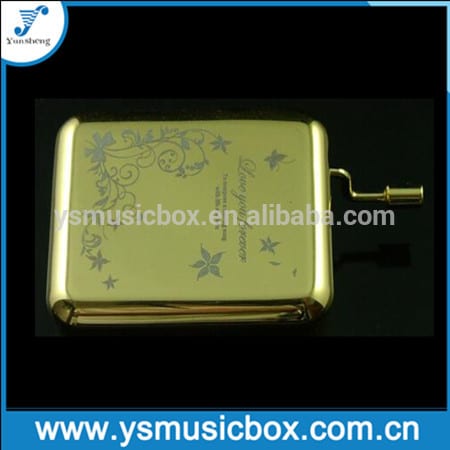 NEW Golden Case Logam engkol tangan kotak musik logo kustom Hadiah Laser Engraving Metal handcrank kotak musik