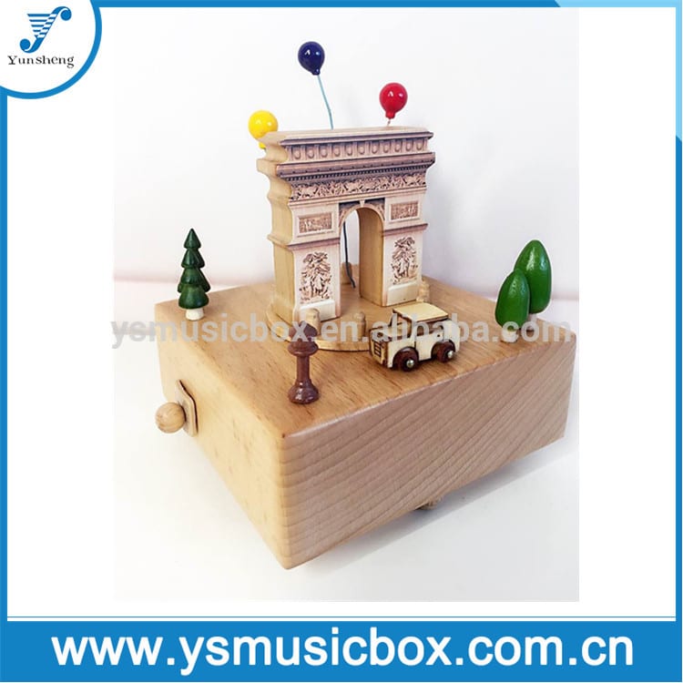 Nice Triumphal Arch Cadeau Musek Këschte, Benotzerdefinéiert Song Wooden Musical Box Souvenir