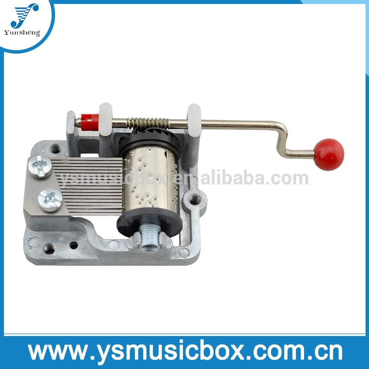 (YH2) Cheap music box with plastic ball 18 Note Hand crank Musical Box Featured Image