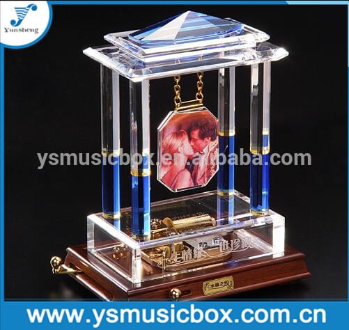 Crystal Gift Item wedding gift music box custom design with 30 note musical box movement