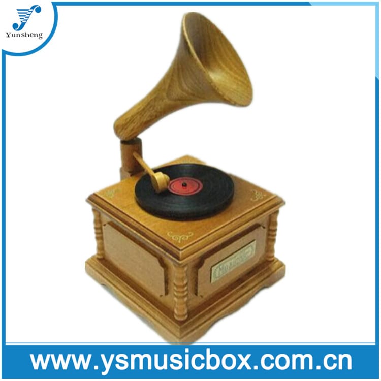 Mataas na Kalidad na mas mura Wooden Phonograph Music Box