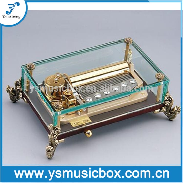 Craft Clear Glass Wooden Music Box ibhokisi yomculo yeGolden 50 note intshukumo yomculo ngaphakathi kweY30L1