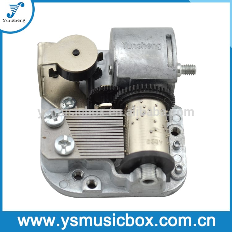 (3YB4) 18 Note Side Wind up Movement for Music Box Featured Image