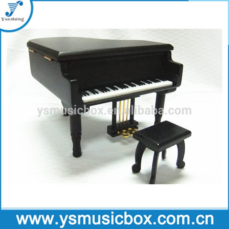 Renewable Design for Snowball Music Box -
 Wooden music box Black custom made hand gift music box – Yunsheng