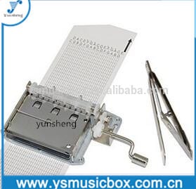 30 Note Yunsheng Paper Strip Hand-Operated Musical Motu Music Box with Metal Puncher