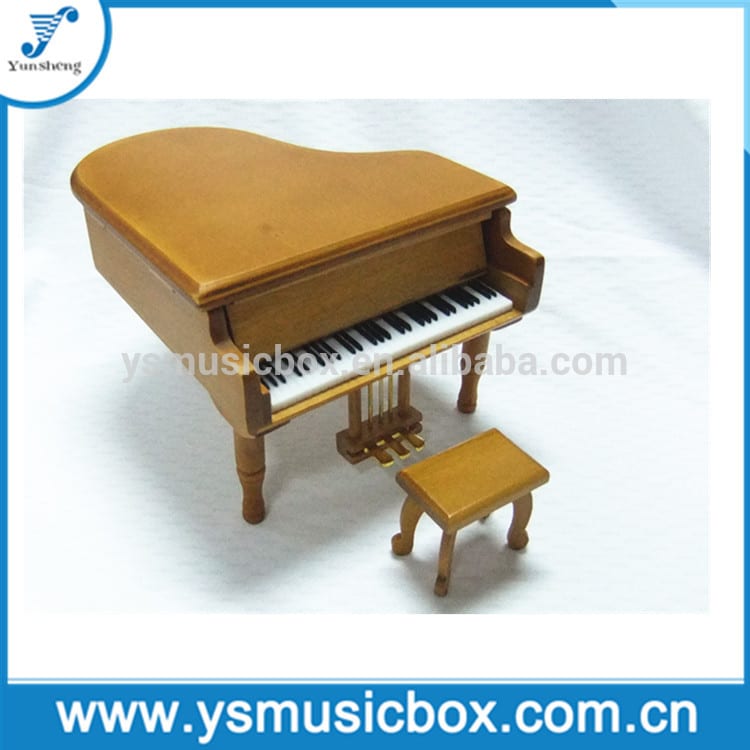 Pianoformad speldosa i trä med yunsheng musikalisk rörelse