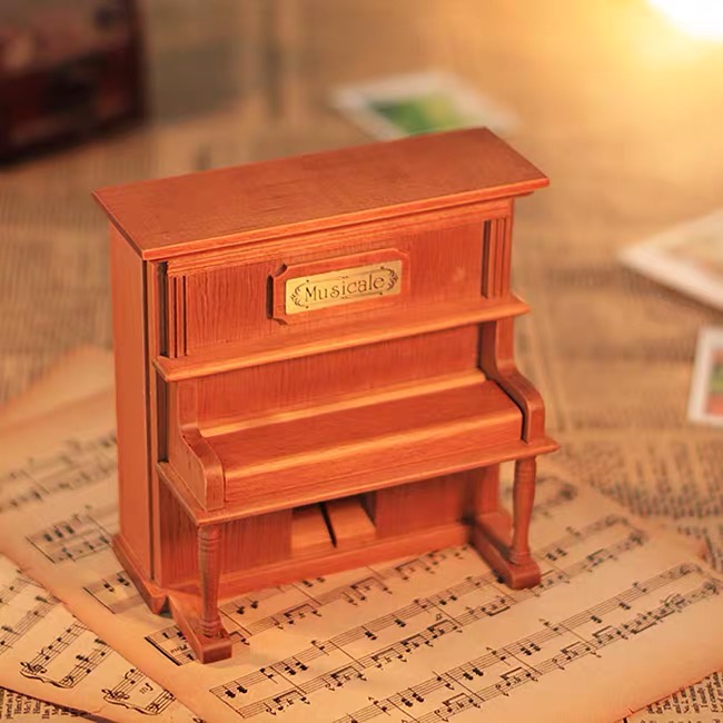 OEM/ODM China Carousel Music Box -
 Newly Arrival China Mini Hand Crank Customized Wooden Music Box – Yunsheng