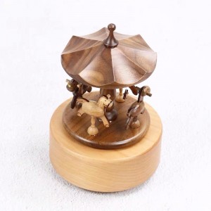 merry-go-round Music Box Woodenmerry go round nga kabayo alang sa sale music box